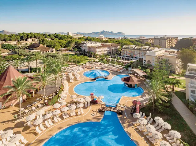 Zafiro Ca'n Picafort OUTDOOR_POOL