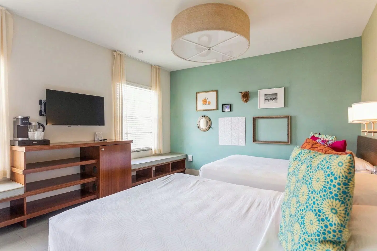 El Paseo Hotel ROOM_EXAMPLE