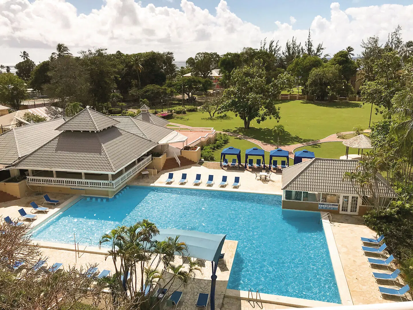 Divi Southwinds Beach Resort OUTDOOR_POOL