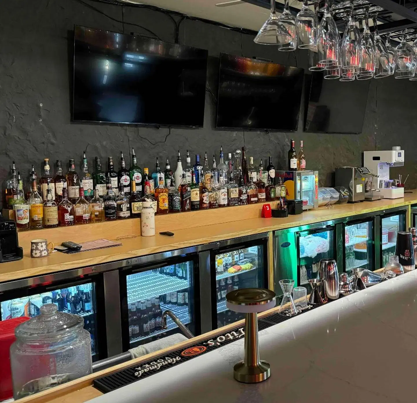 Best Western Plus Austin City Bar