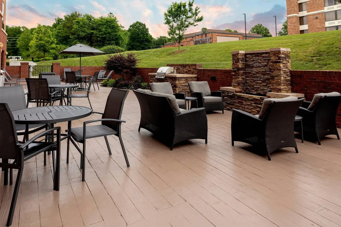 Fairfield Inn & Suites by Marriott Charlotte Matthews Terrasse