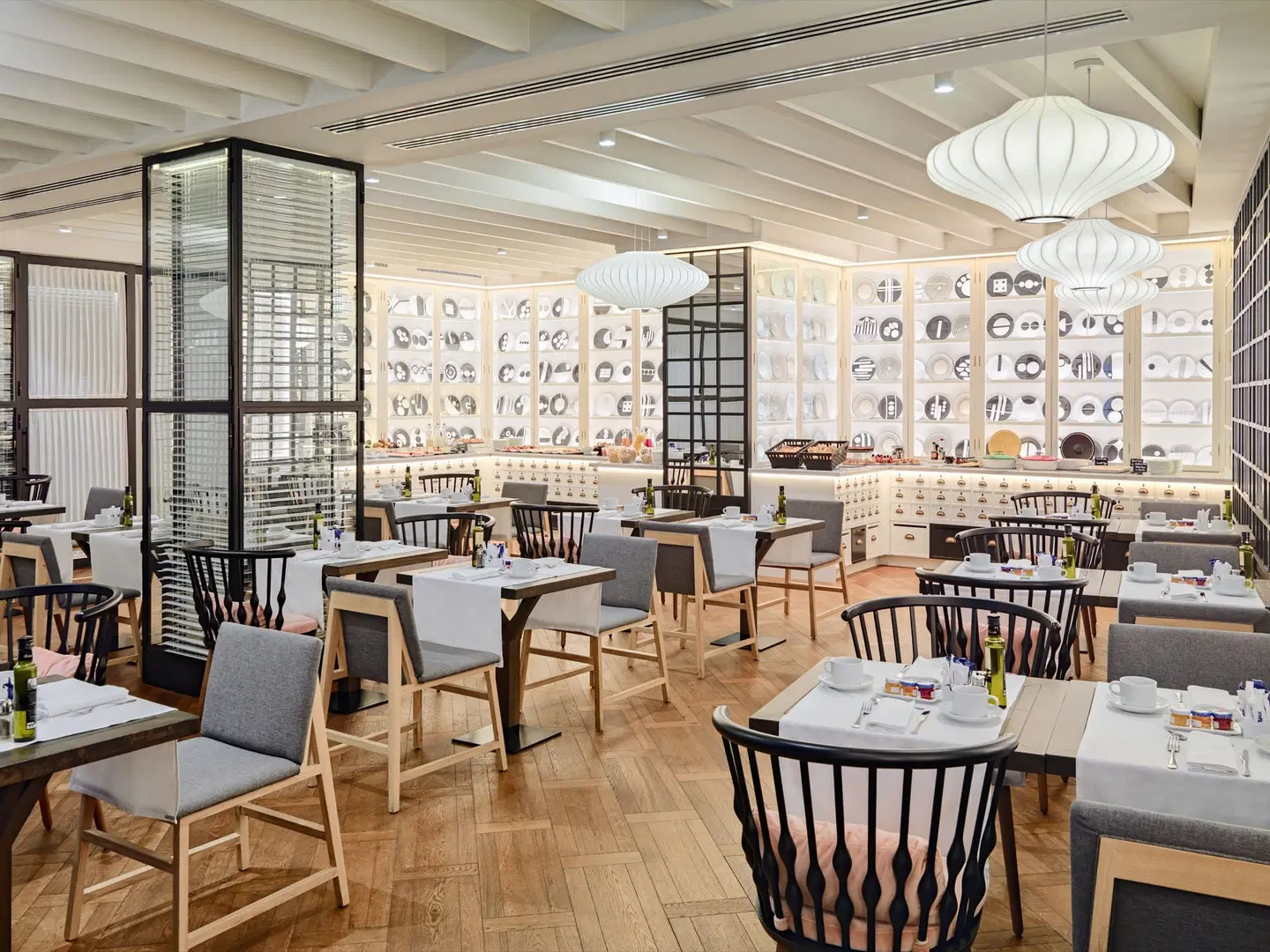 H10 Universitat Restaurant