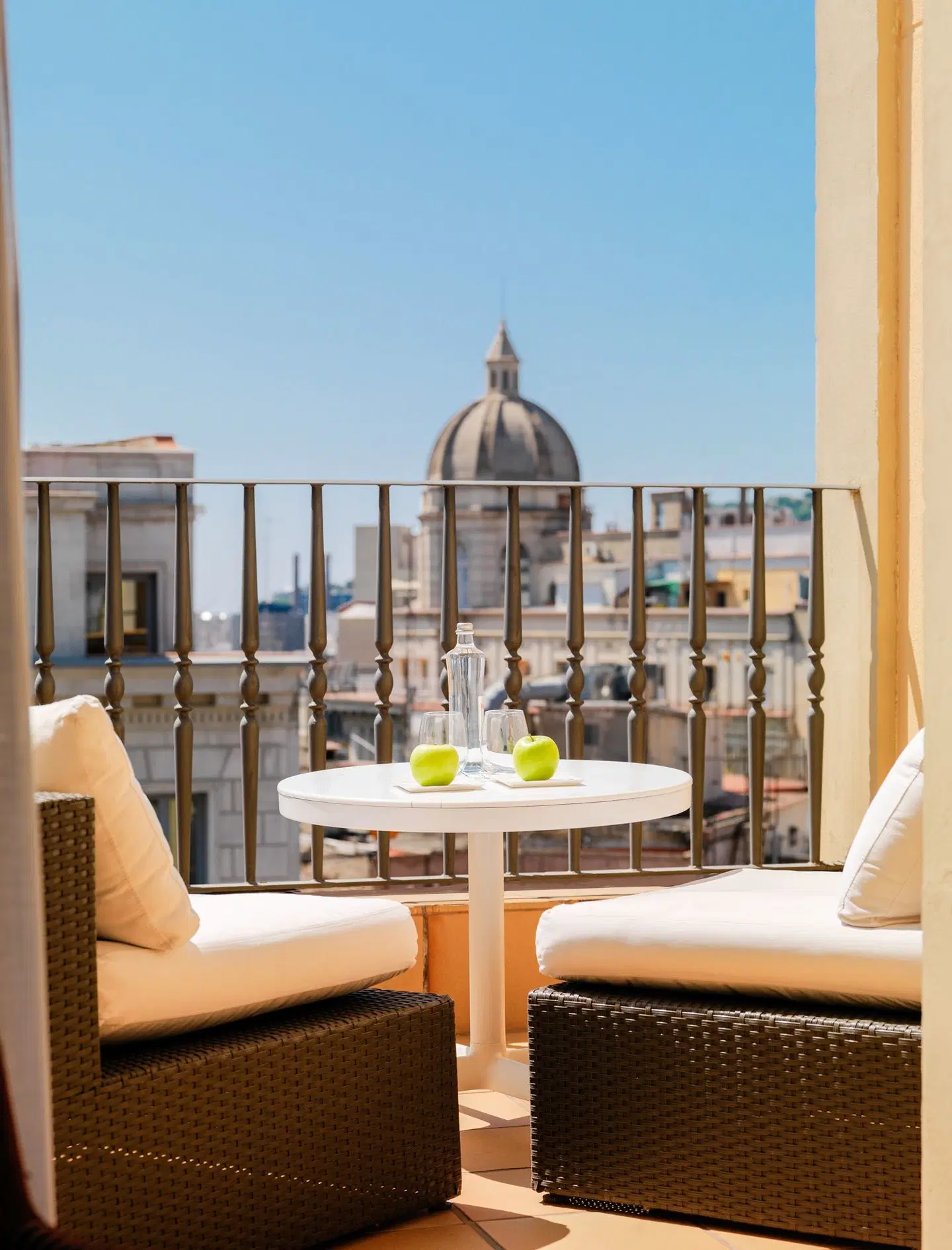 H10 Universitat Terrasse