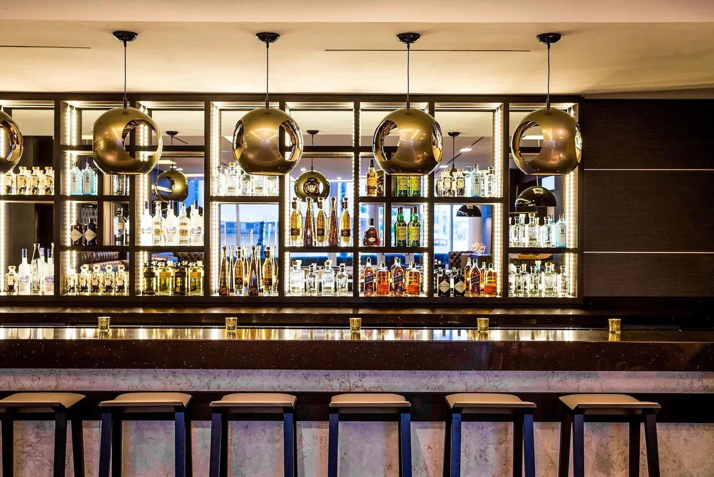 AC Hotel by Marriott Miami Beach Bar