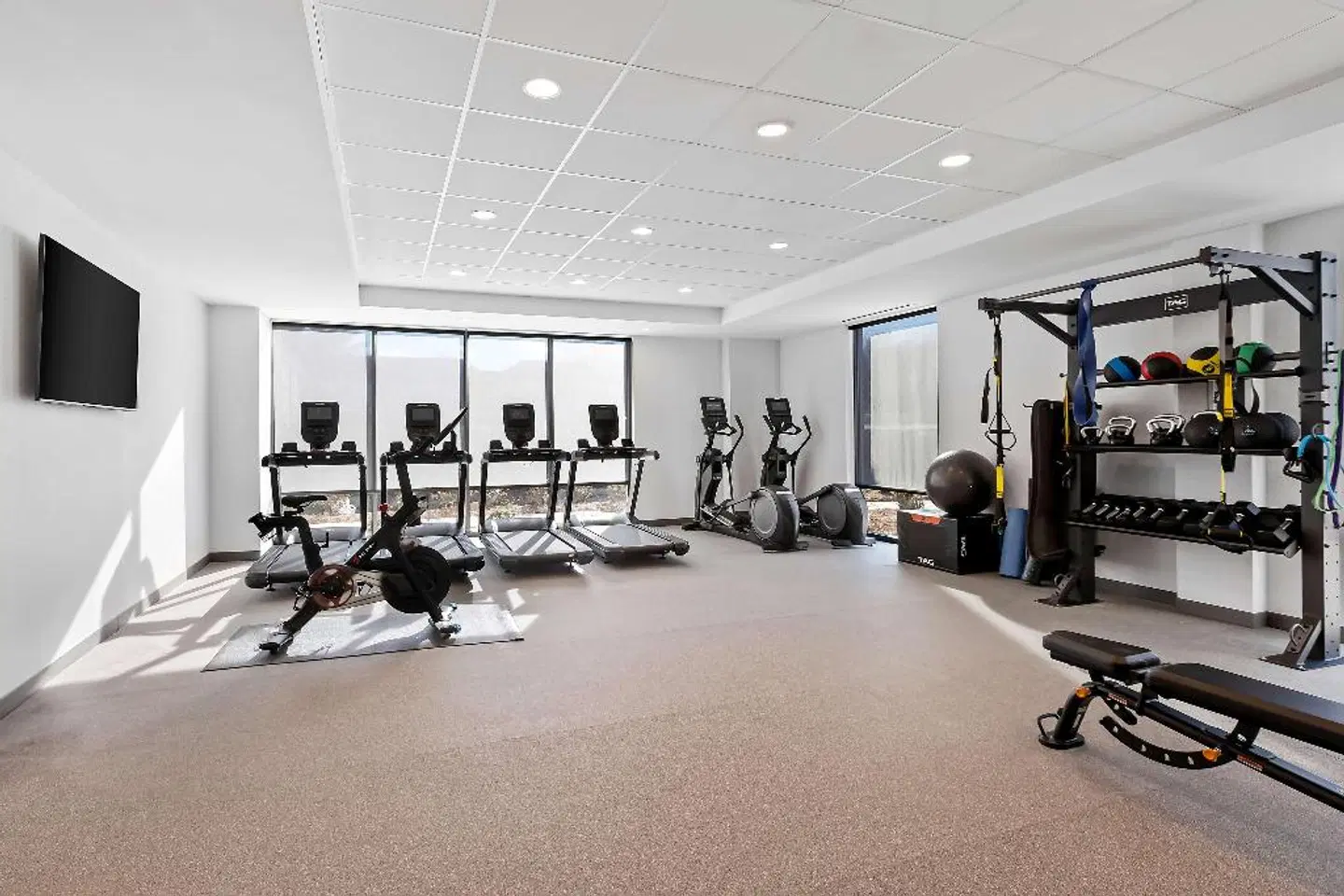 Home2 Suites By Hilton Hendersonville SPORTS_AND_LEISURE