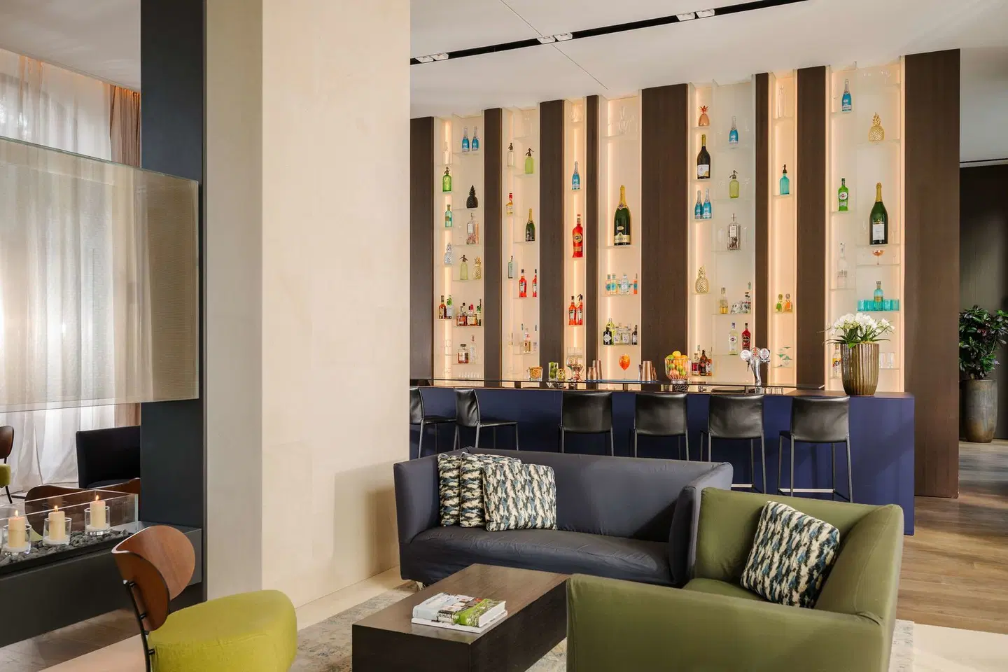 Hilton Lake Como Bar