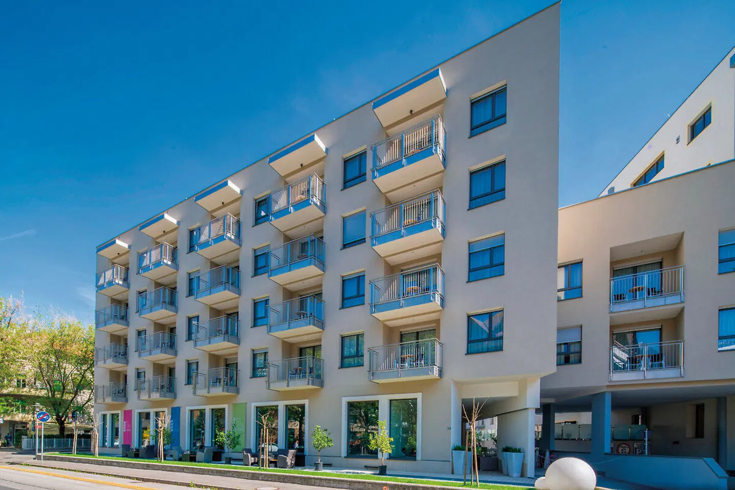 City Hotel Meran EXTERIOR