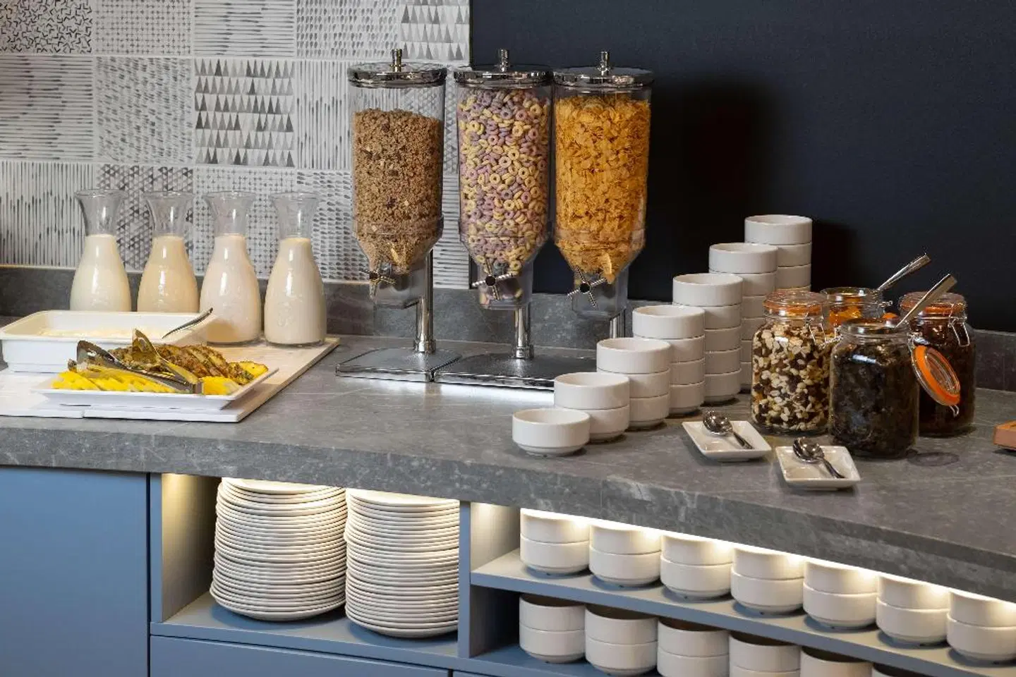 Hampton By Hilton Tallinn Restaurant