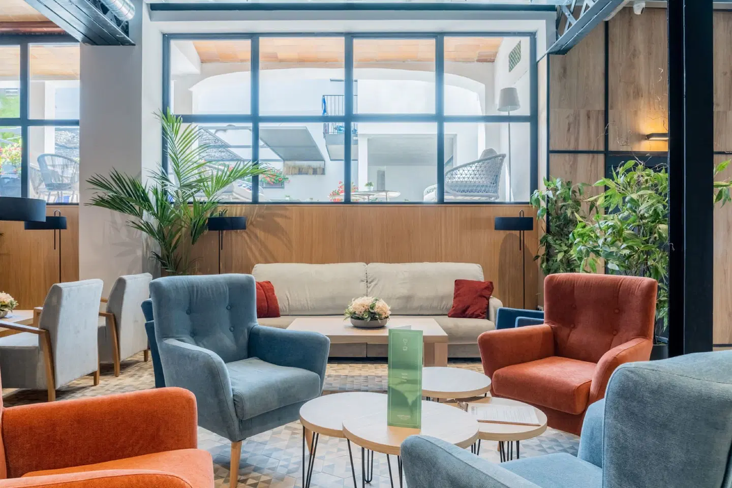 Neptuno LOUNGE_LOBBY