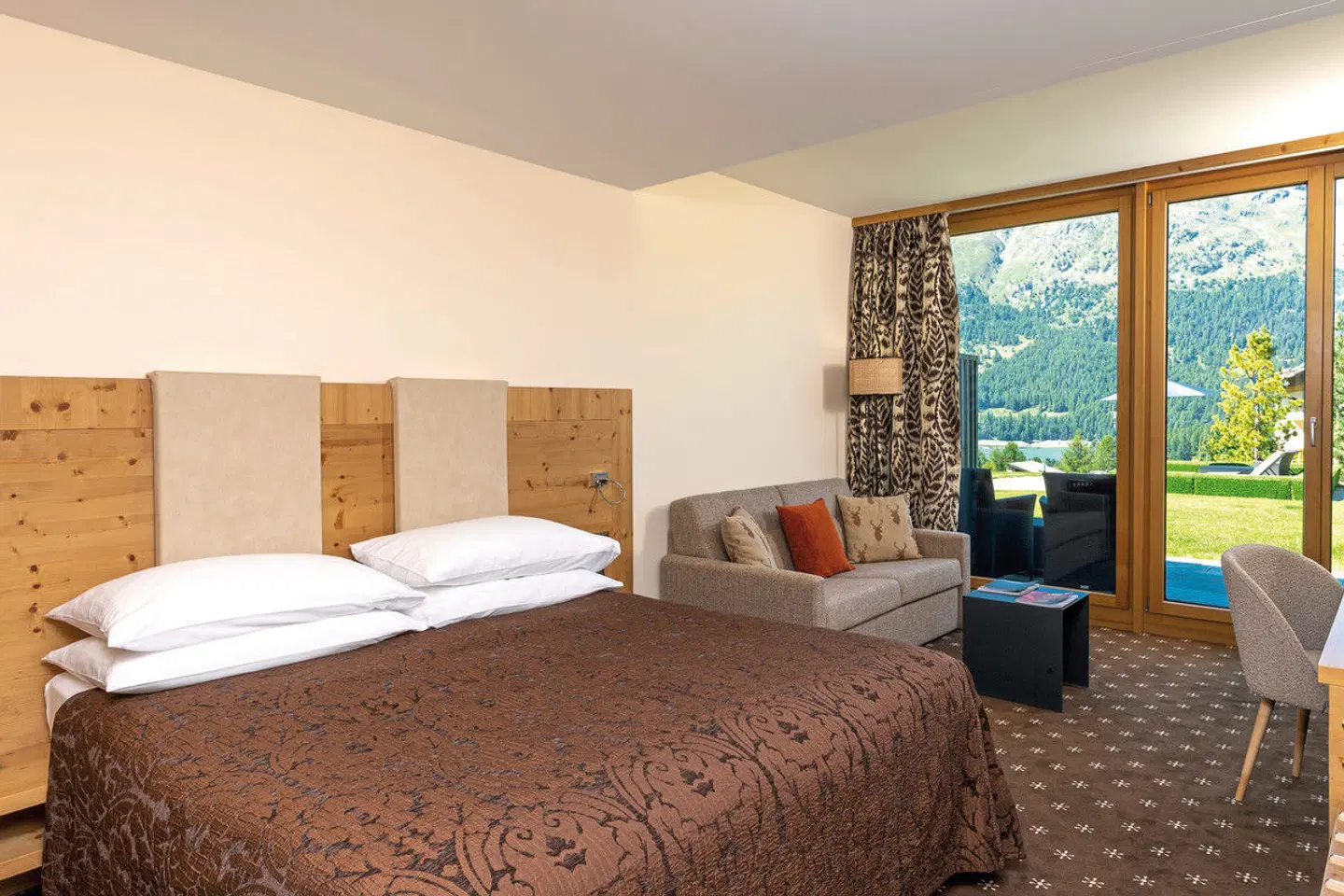 Nira Alpina ROOM_EXAMPLE