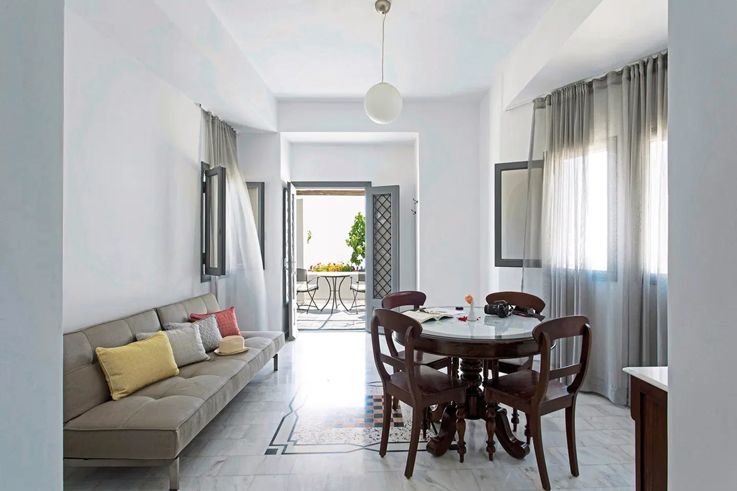 Xenones Filotera ROOM_EXAMPLE