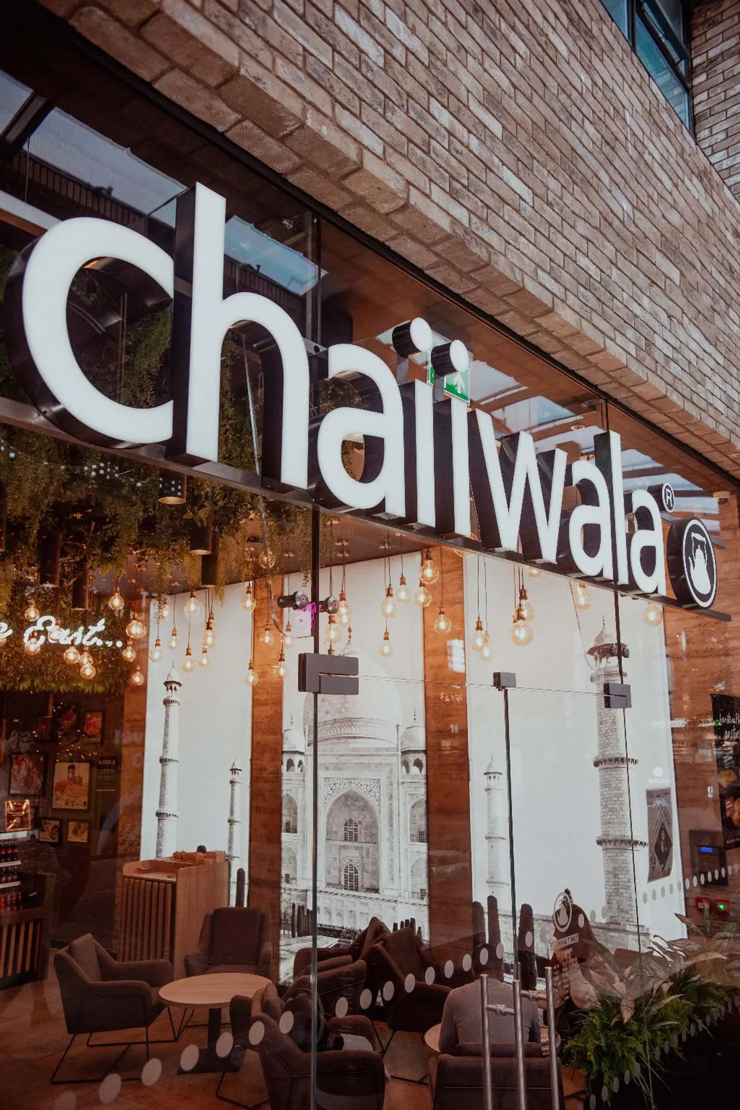 Best Western Maitrise Hotel EXTERIOR