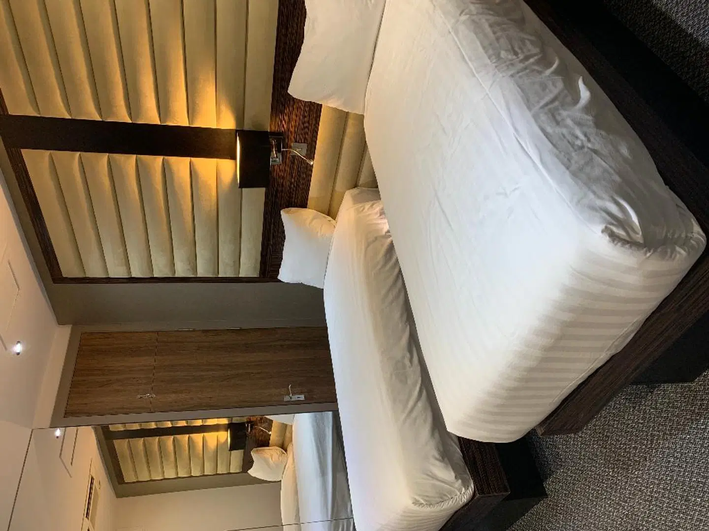 Best Western Maitrise Hotel ROOM_EXAMPLE