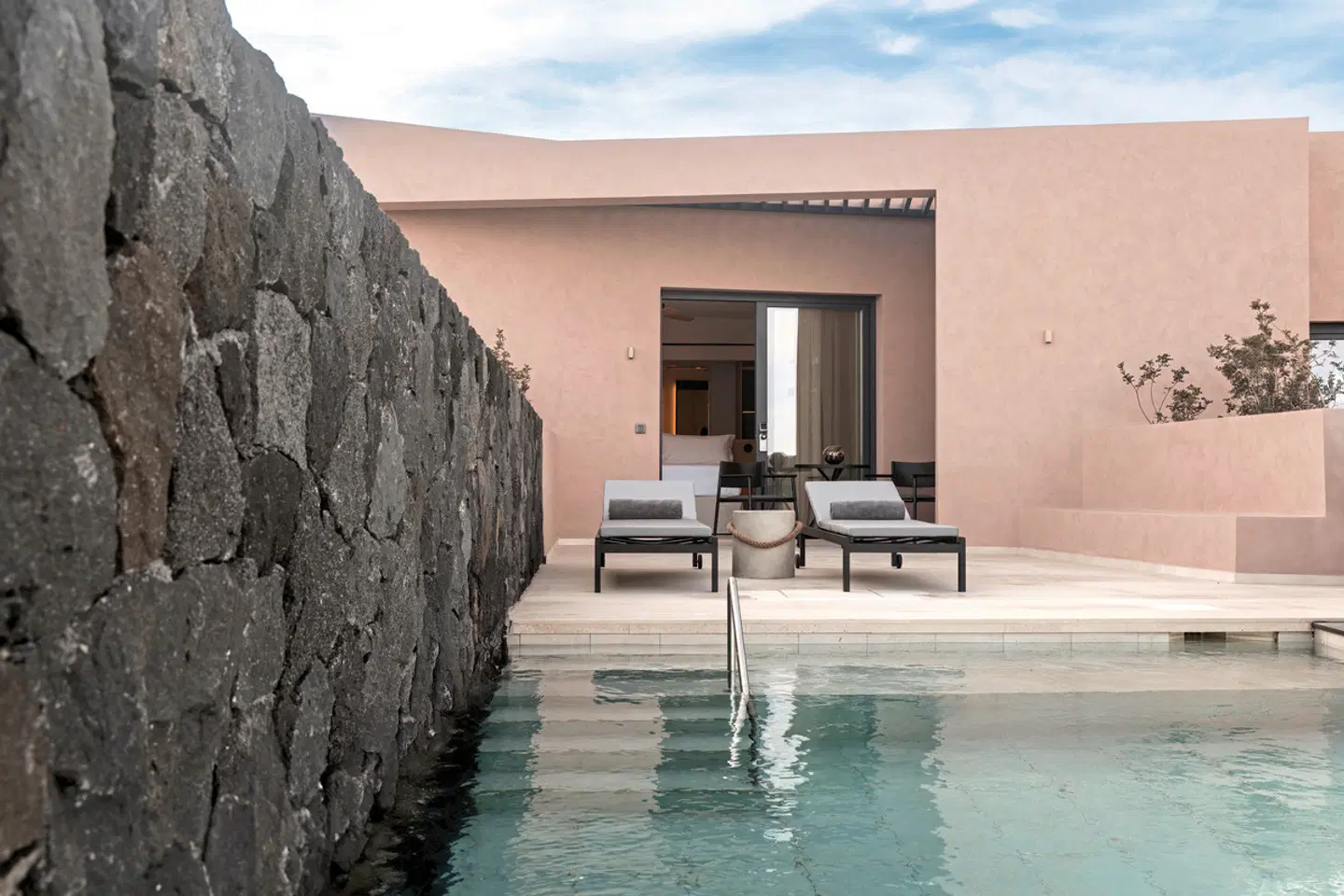 Domes Novos Santorini, Autograph Collection Hallenbad