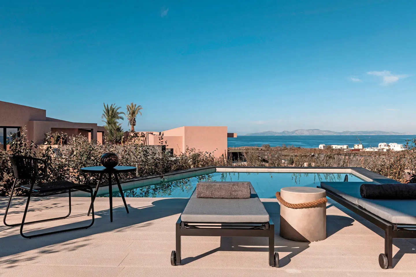 Domes Novos Santorini, Autograph Collection Terrasse