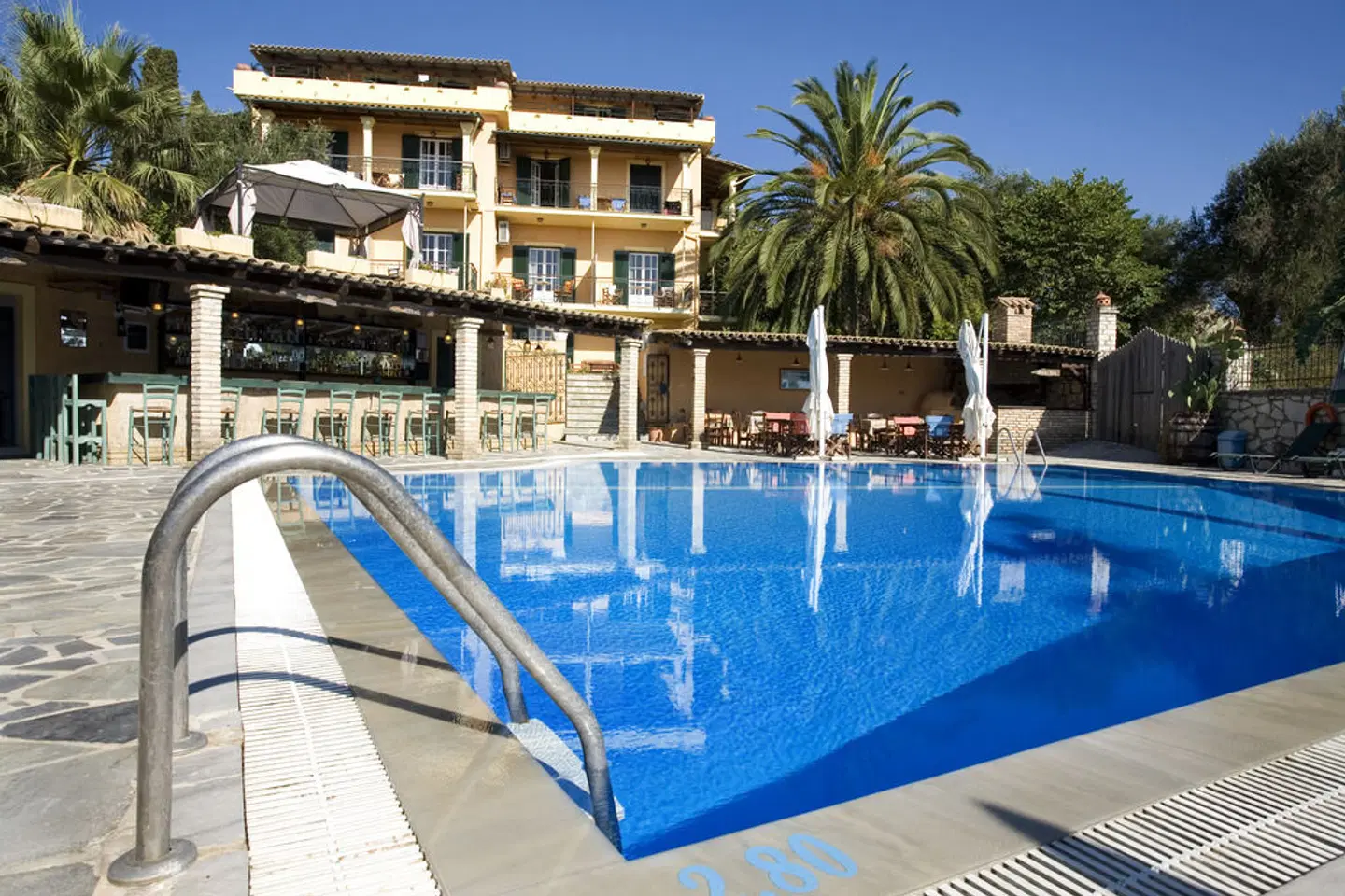 Villa Yannis OUTDOOR_POOL