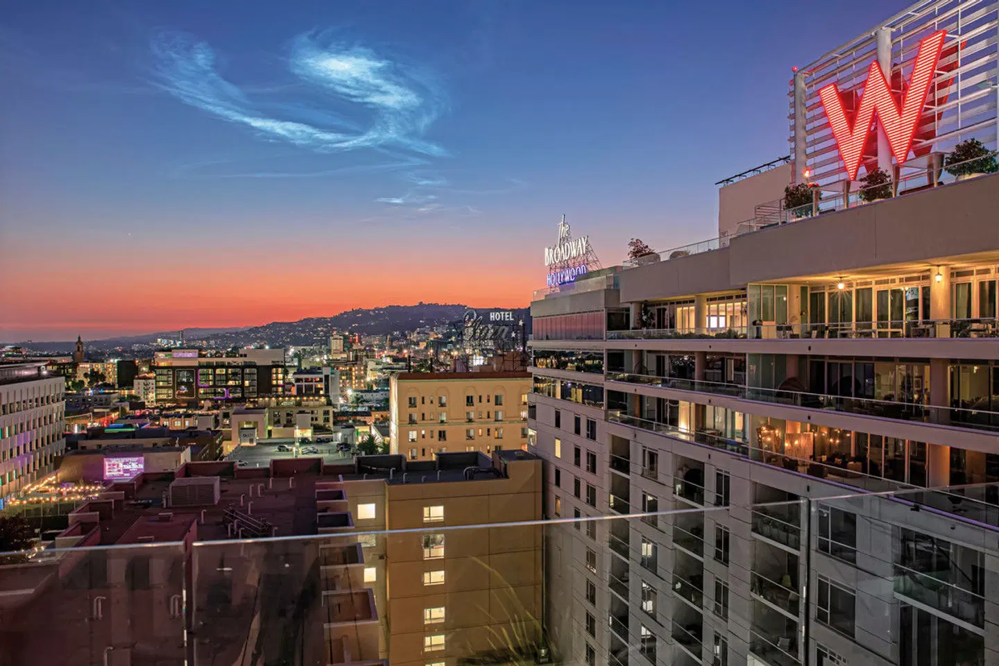 W Hollywood Terrasse