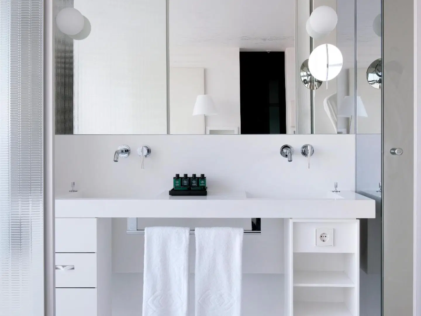 SO/ Vienna Hotel Badezimmer