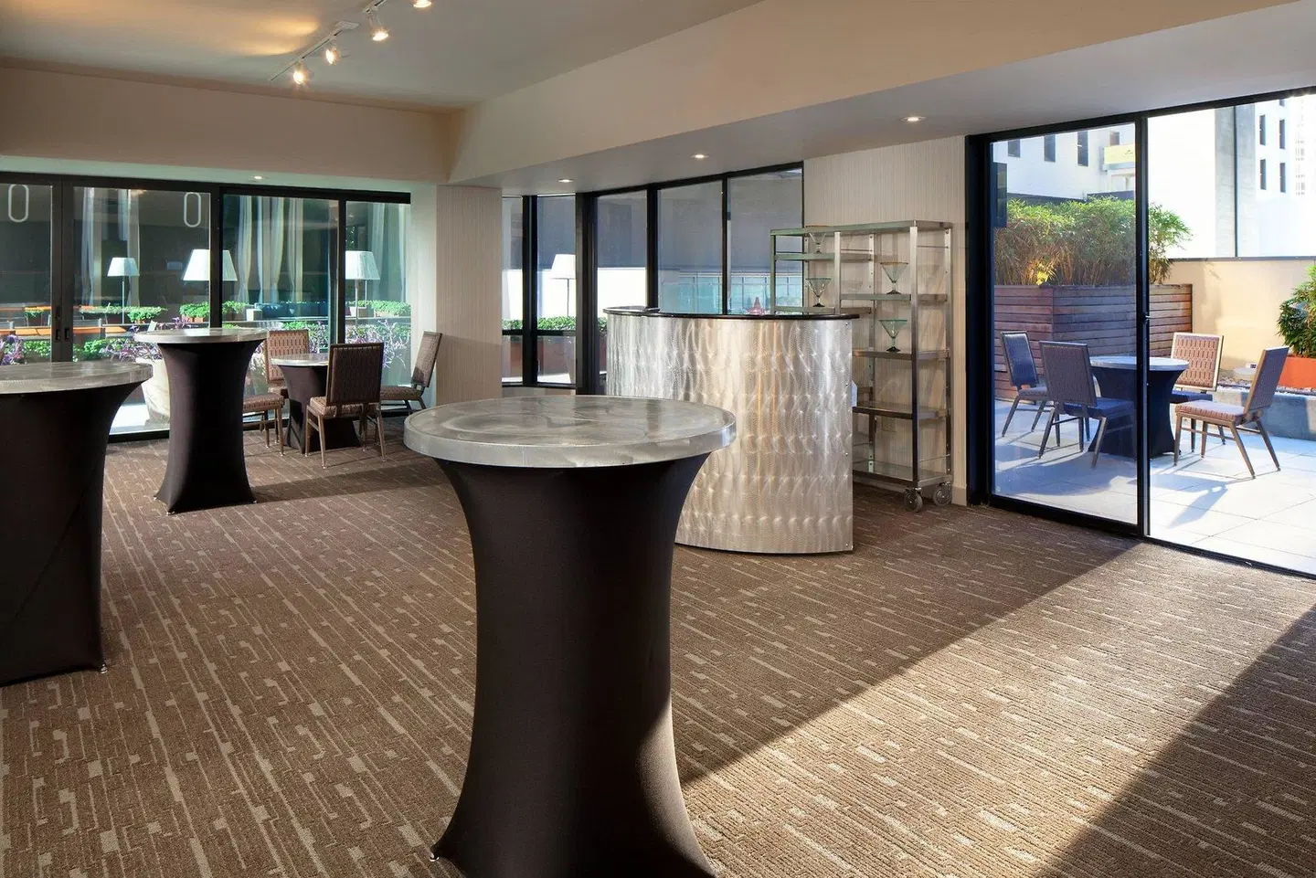 Sheraton Grand Los Angeles LOUNGE_LOBBY