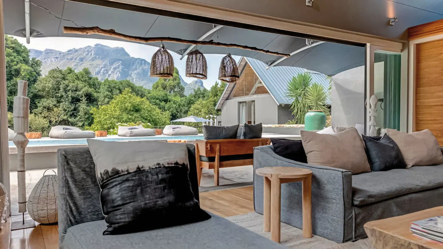 Future Found Sanctuary Terrasse