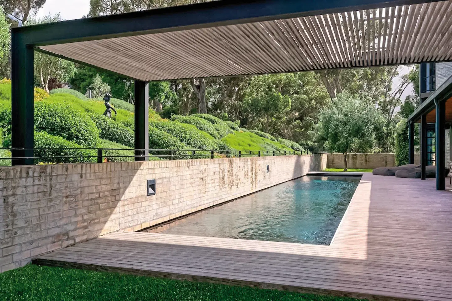 Future Found Sanctuary Hallenbad