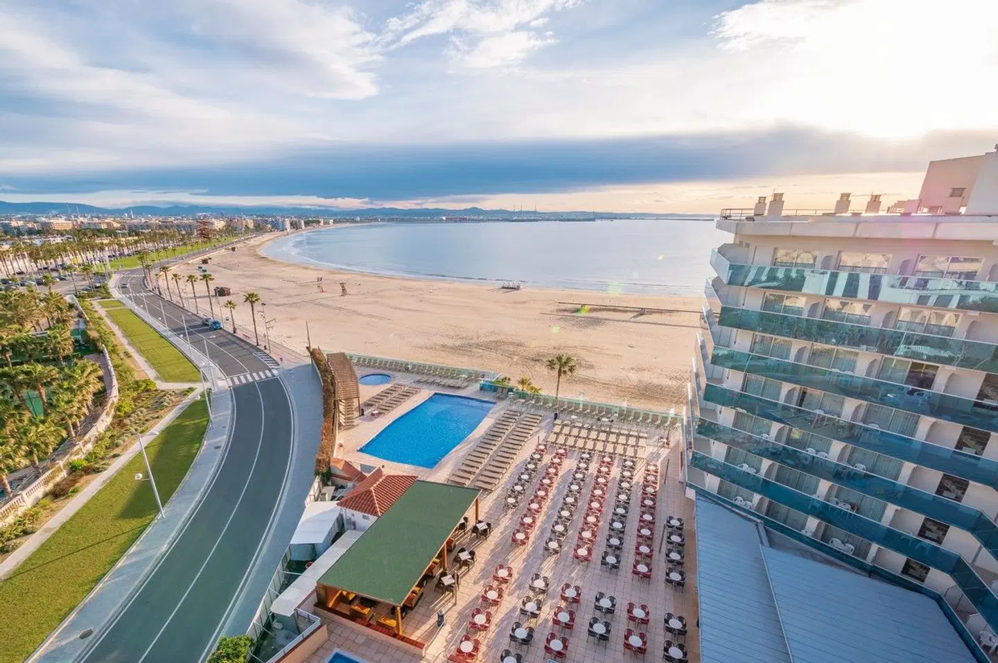 Golden Donaire Beach TERRACE