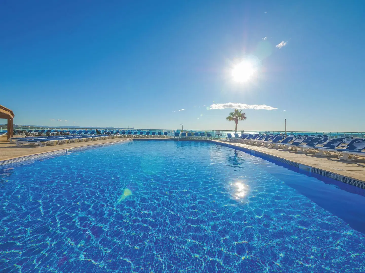 Golden Donaire Beach OUTDOOR_POOL