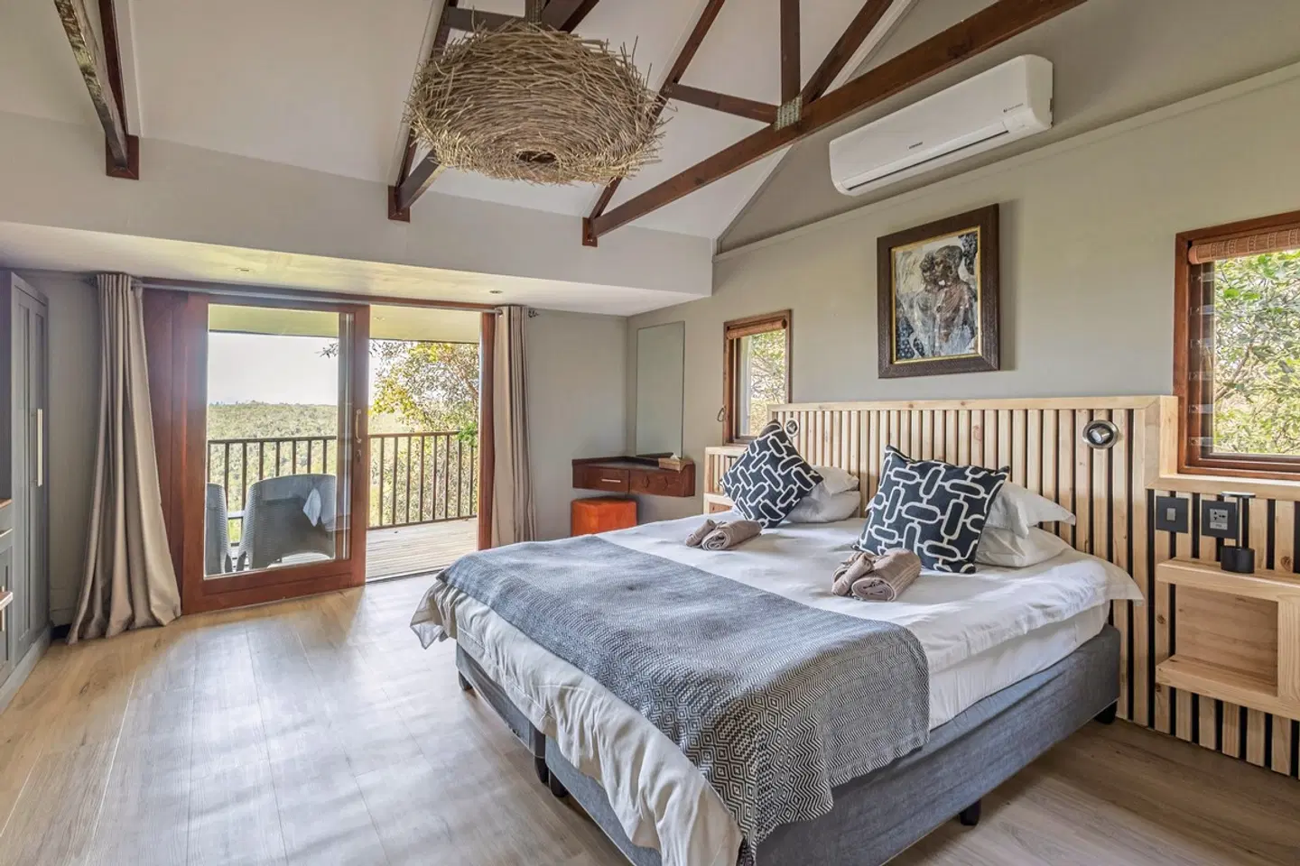 Hog Hollow Country Lodge ROOM_EXAMPLE