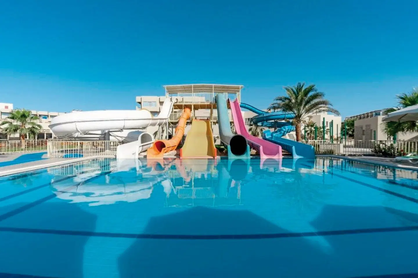 Seven Seas Jolie Bay OUTDOOR_POOL