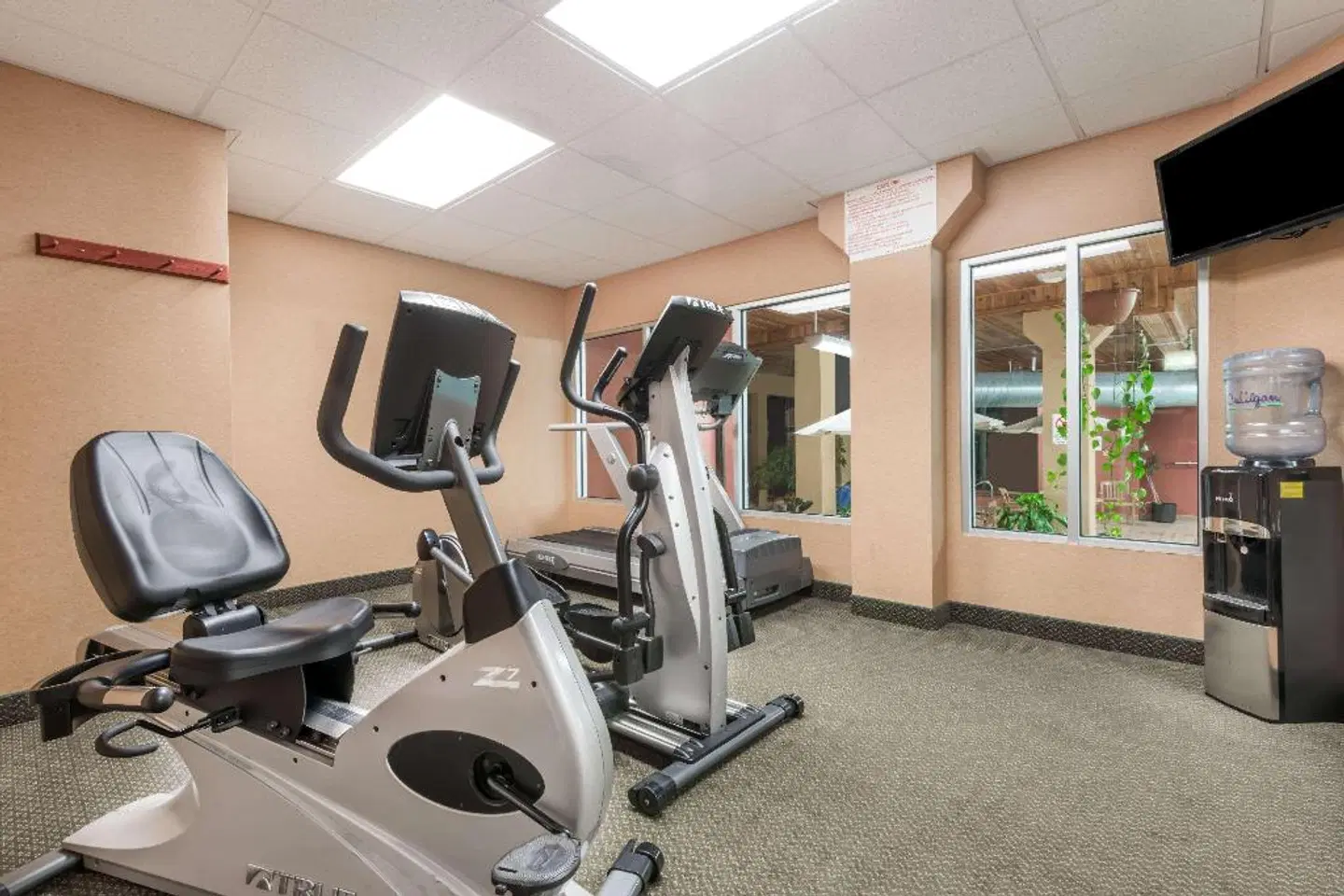 Days Inn & Suites by Wyndham Bozeman SPORTS_AND_LEISURE