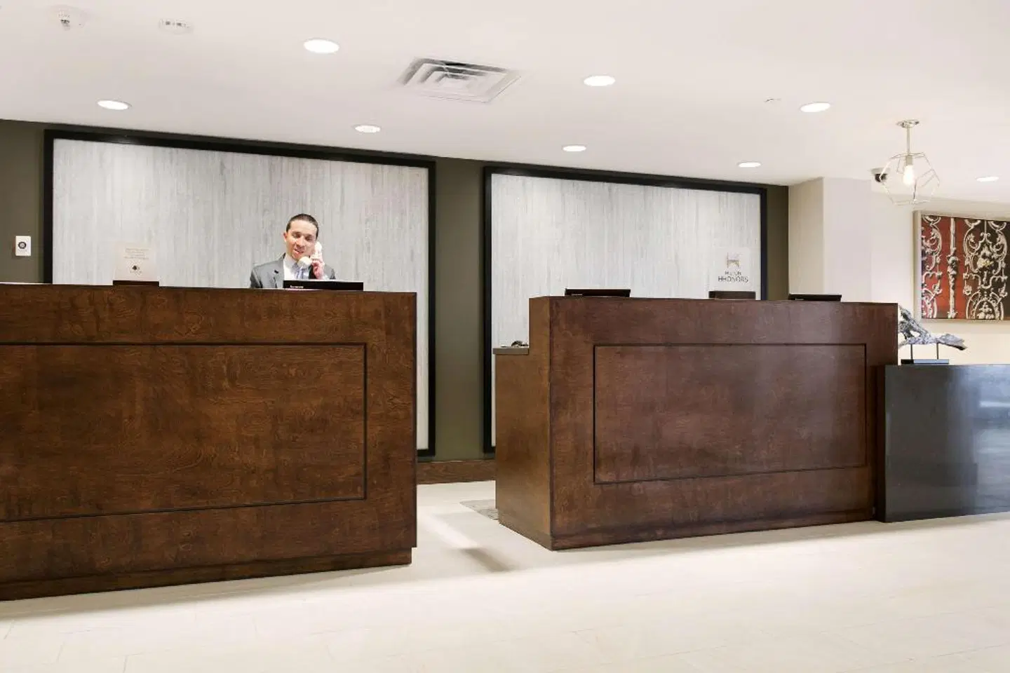 DoubleTree by Hilton New Orleans LOUNGE_LOBBY