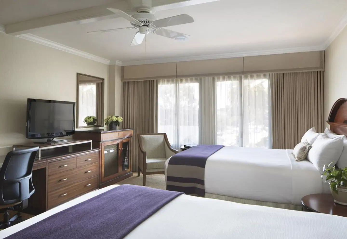 Monterey Plaza Hotel & Spa ROOM_EXAMPLE