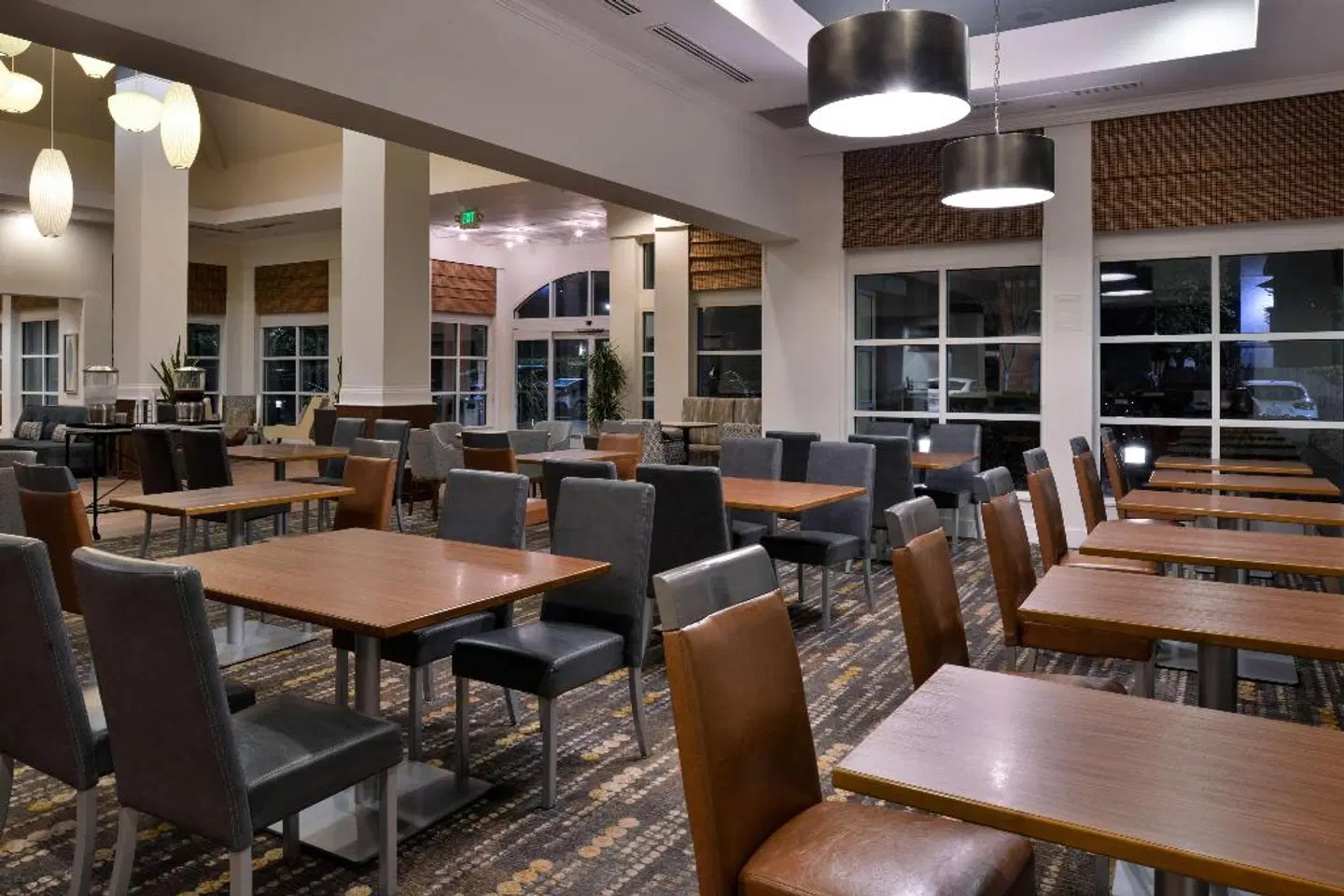 Hilton Garden Inn Napa Bar