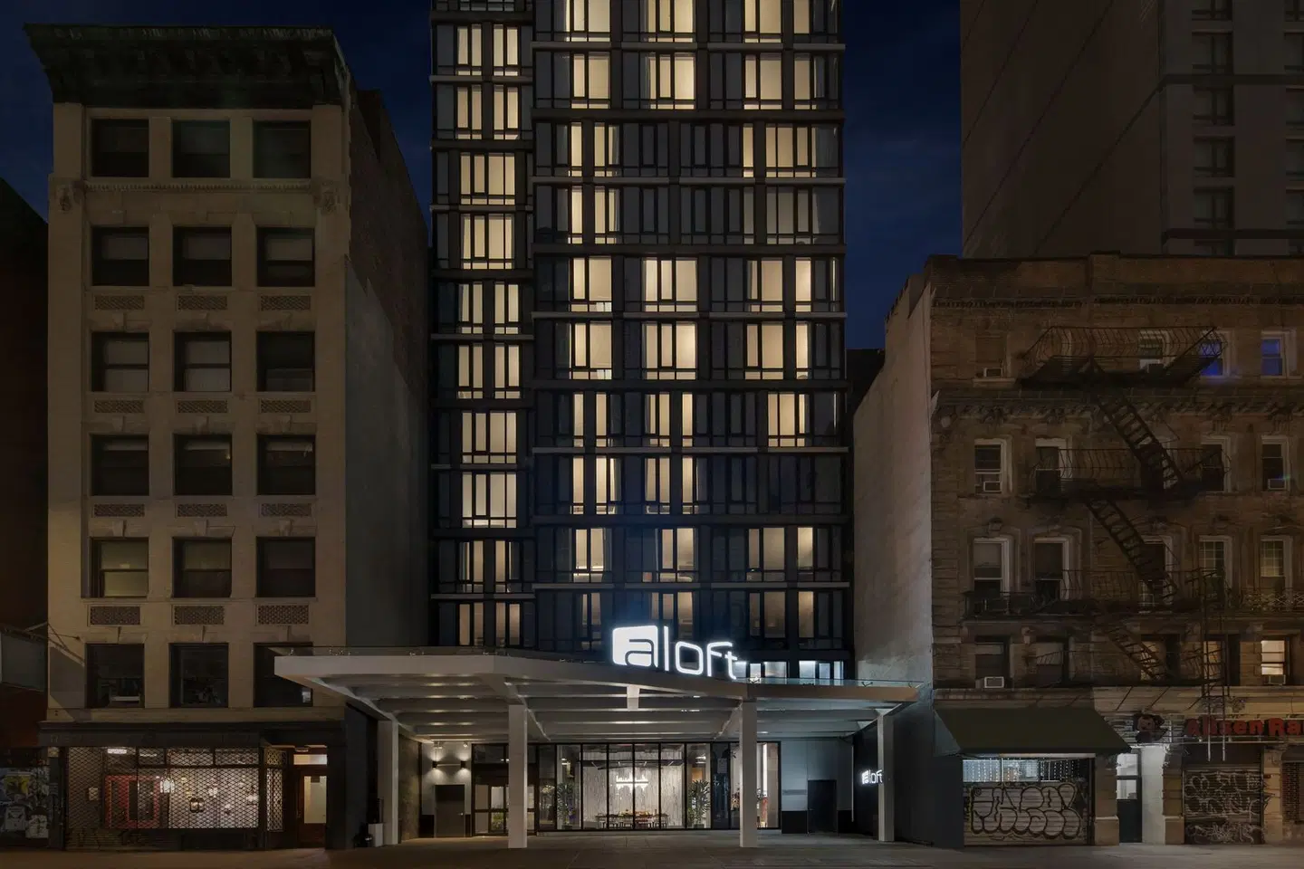 Aloft New York Chelsea EXTERIOR