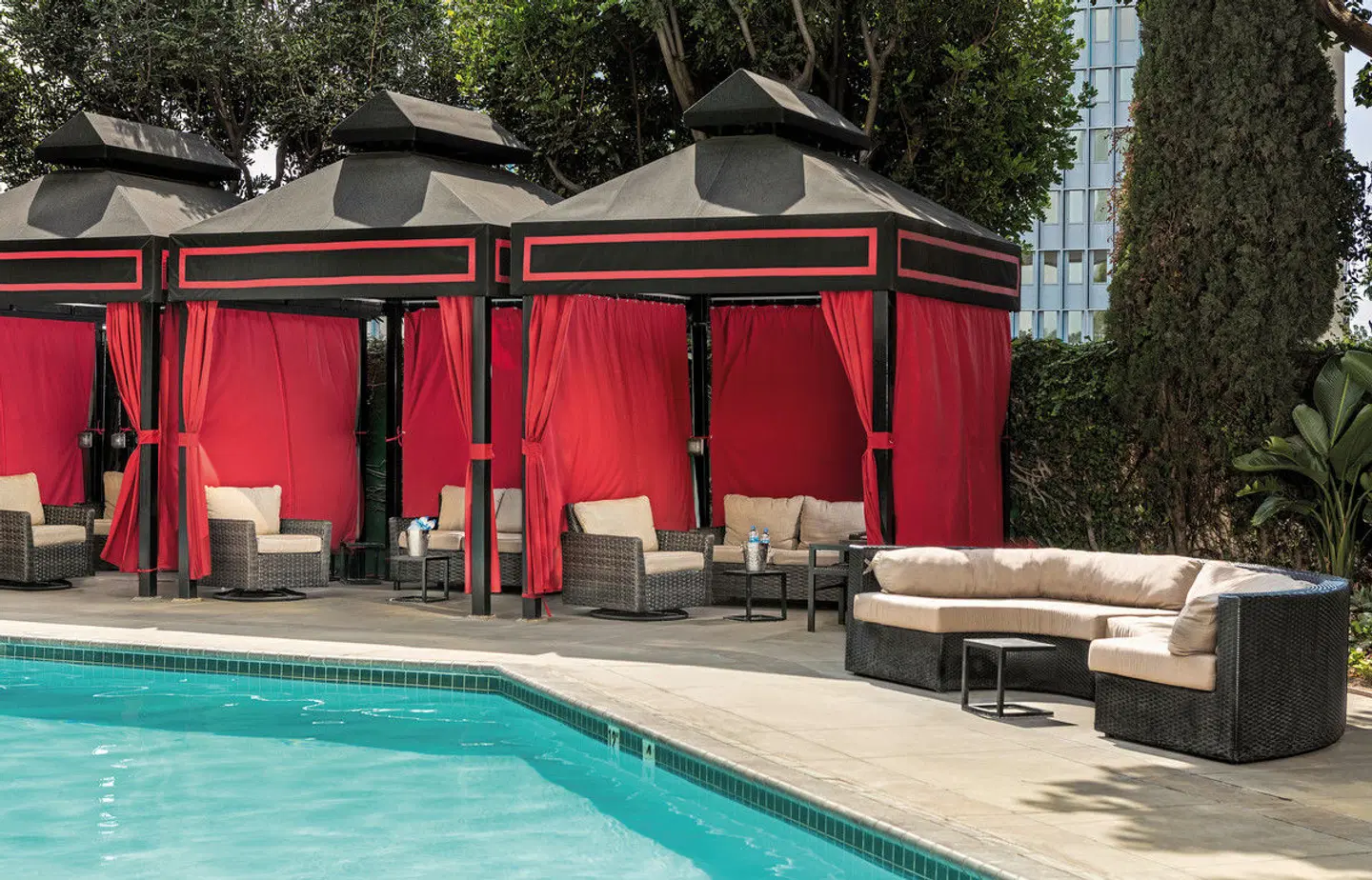 Sheraton Gateway Los Angeles Hotel OUTDOOR_POOL