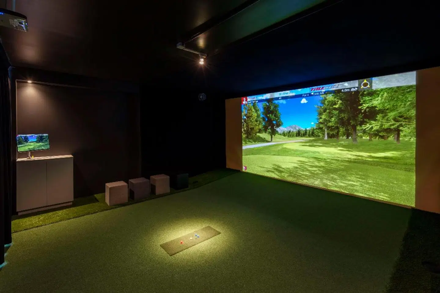 Avani Adelaide Residences Hallenbad