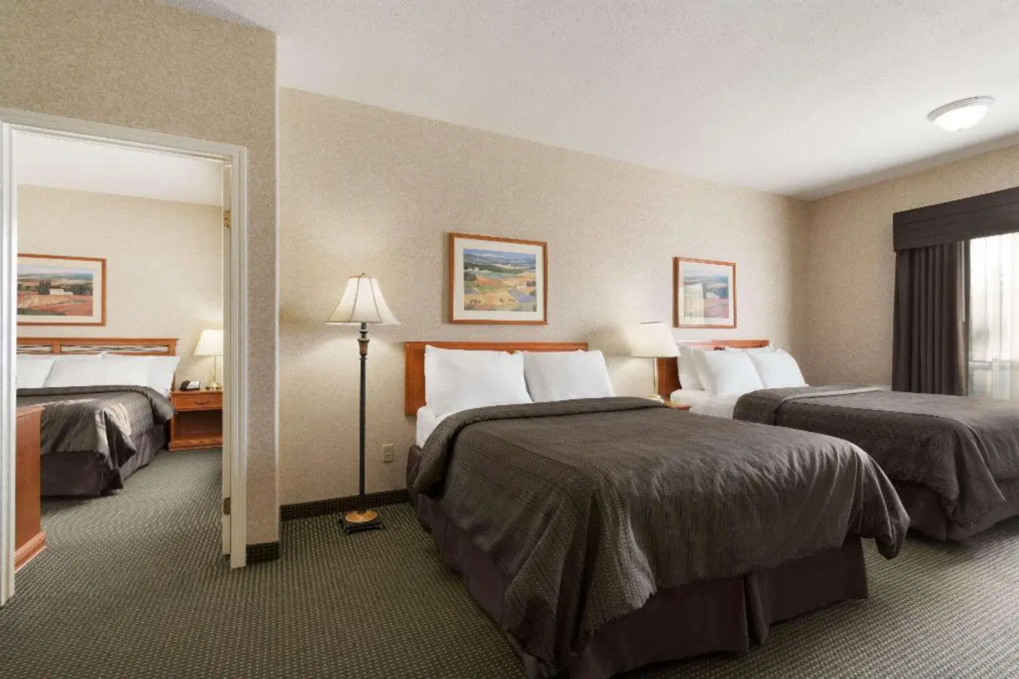 Days Inn by Wyndham Saskatoon ROOM_EXAMPLE