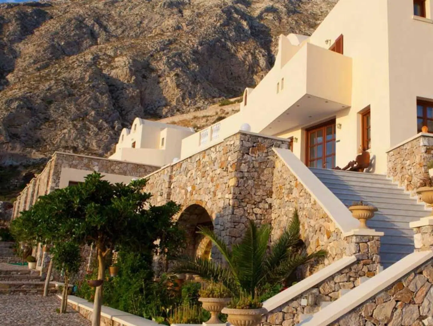 Epavlis Hotel EXTERIOR