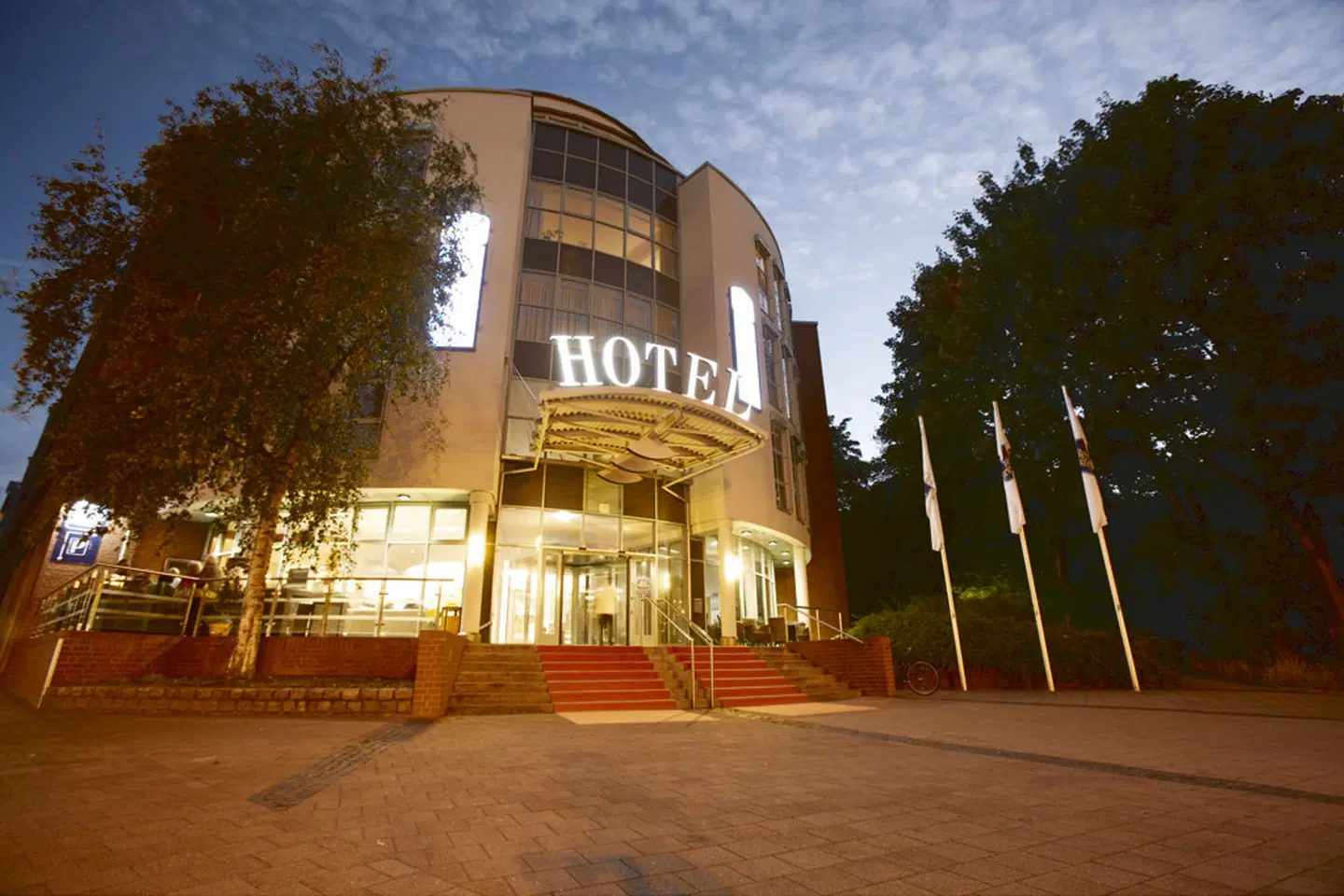 Hotel Kiel By Golden Tulip EXTERIOR