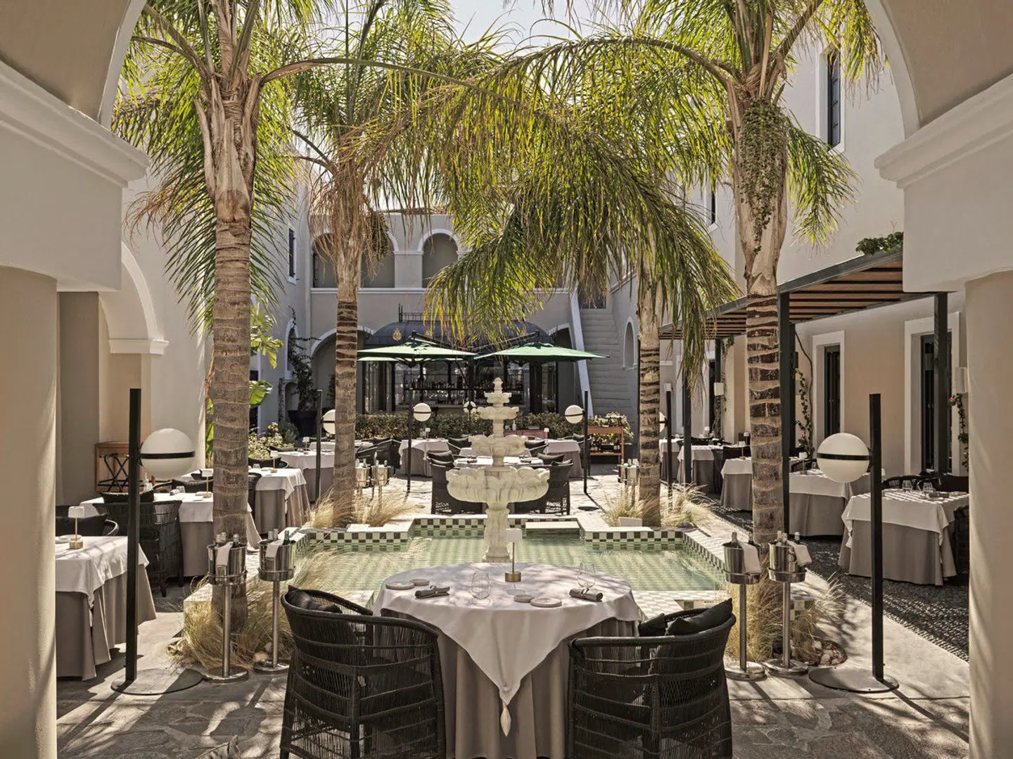 Katikies Garden Restaurant