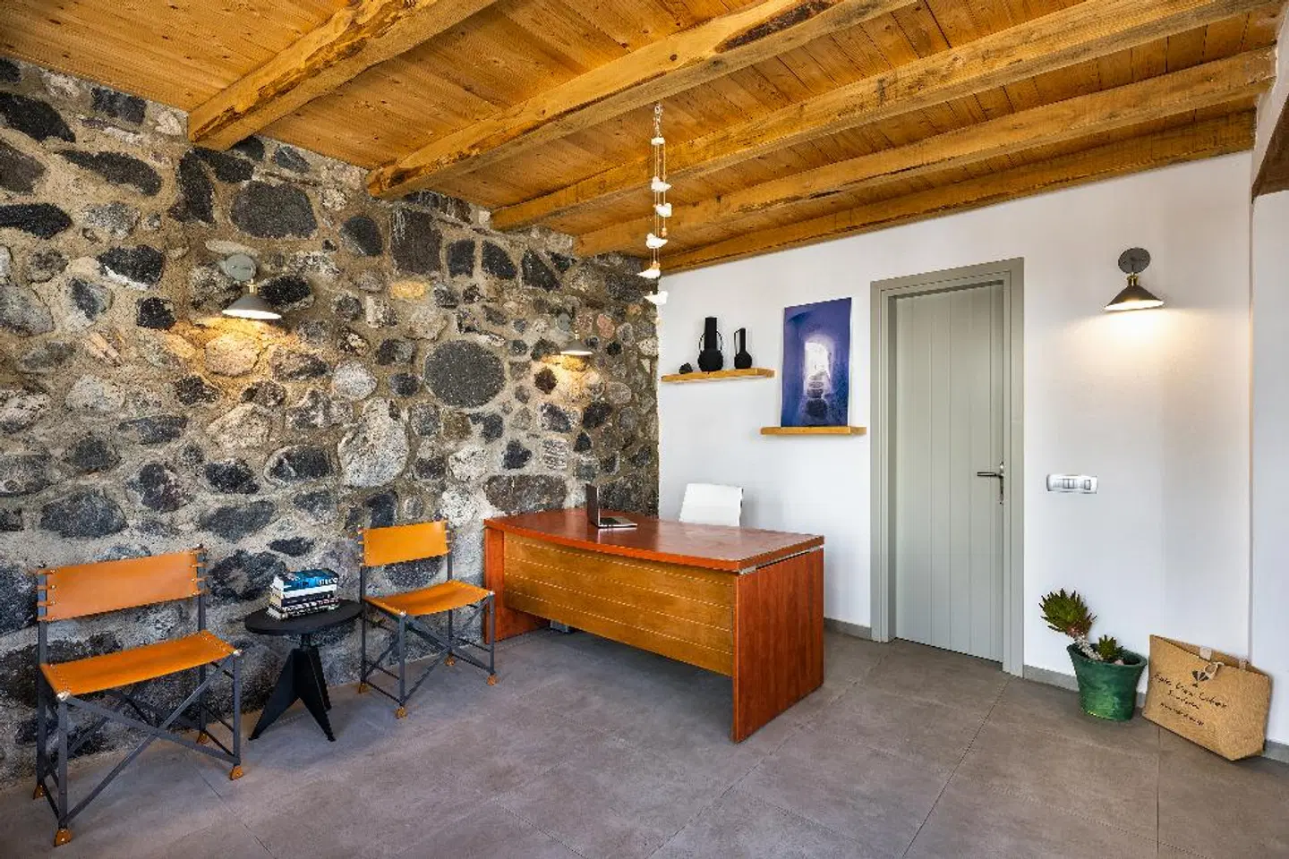 Epic View Suites ROOM_EXAMPLE