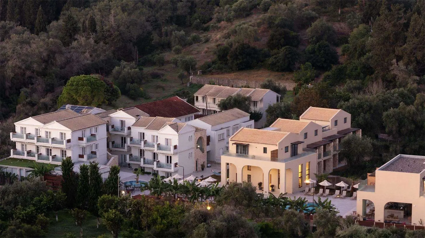 Ekati Mare Lifestyle Resort EXTERIOR