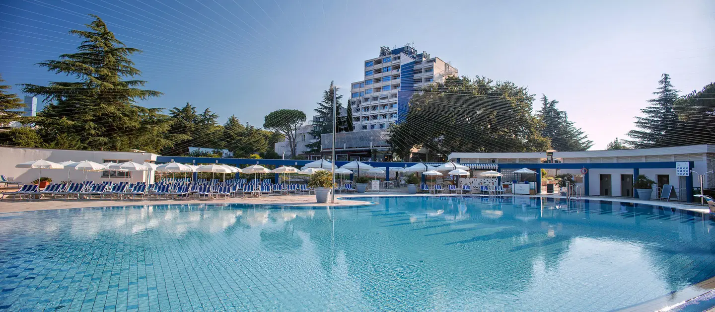 Valamar DIAMANT Hotel & Residence OUTDOOR_POOL