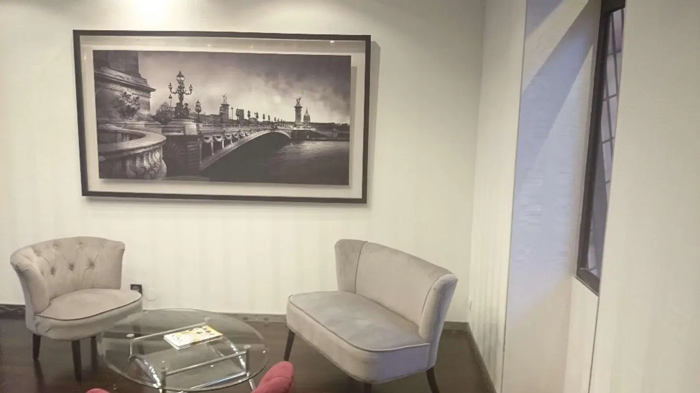 Aida Marais ROOM_EXAMPLE