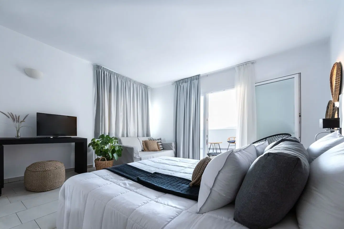 Smy Hotel Orizontes Santorini ROOM_EXAMPLE