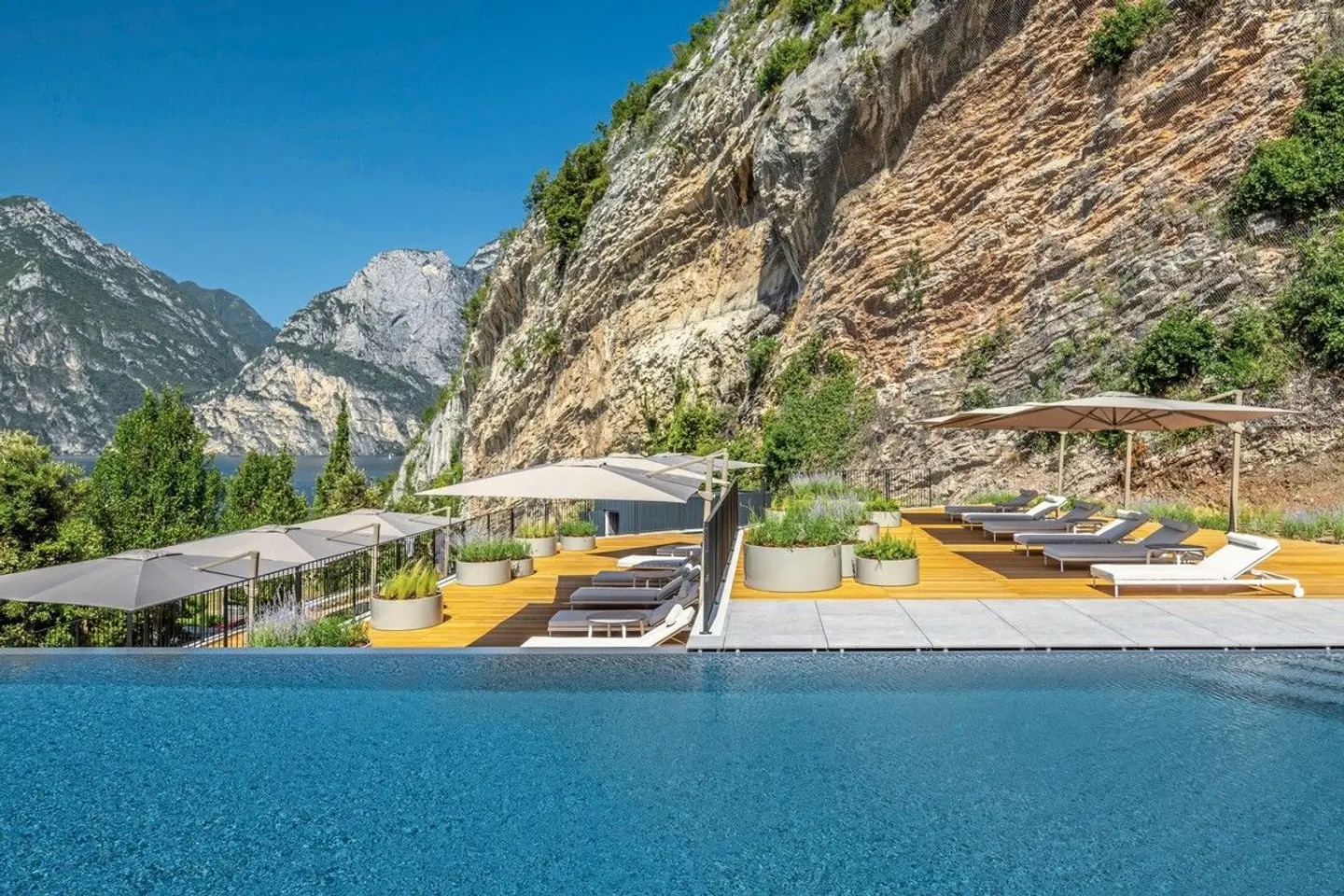 Gardea Soulfamily Resort OUTDOOR_POOL