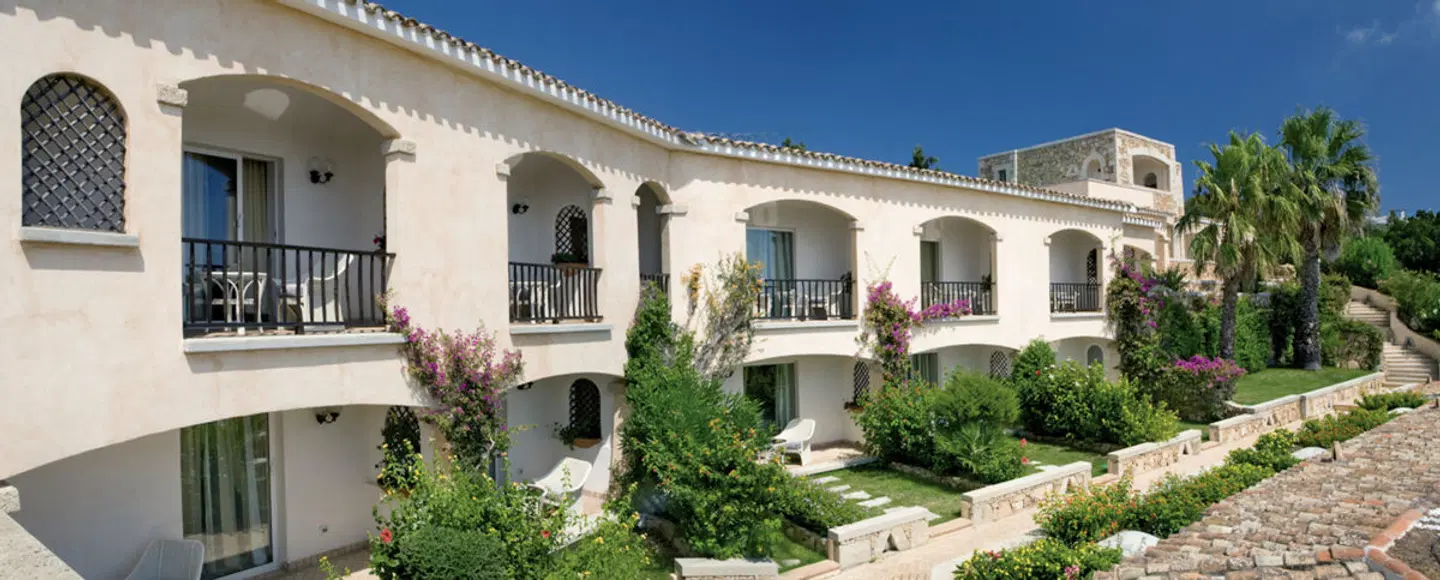 Petra Bianca EXTERIOR