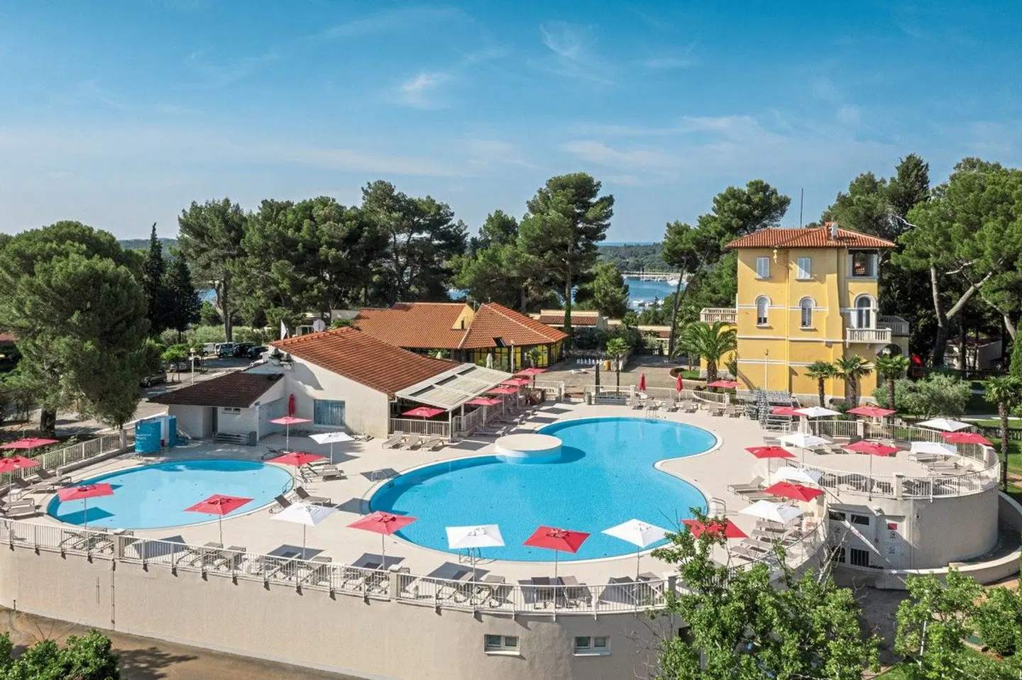 Apartments Bellevue Plava Laguna OUTDOOR_POOL