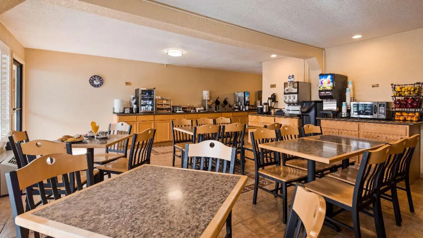 Best Western Americana Inn Restaurant