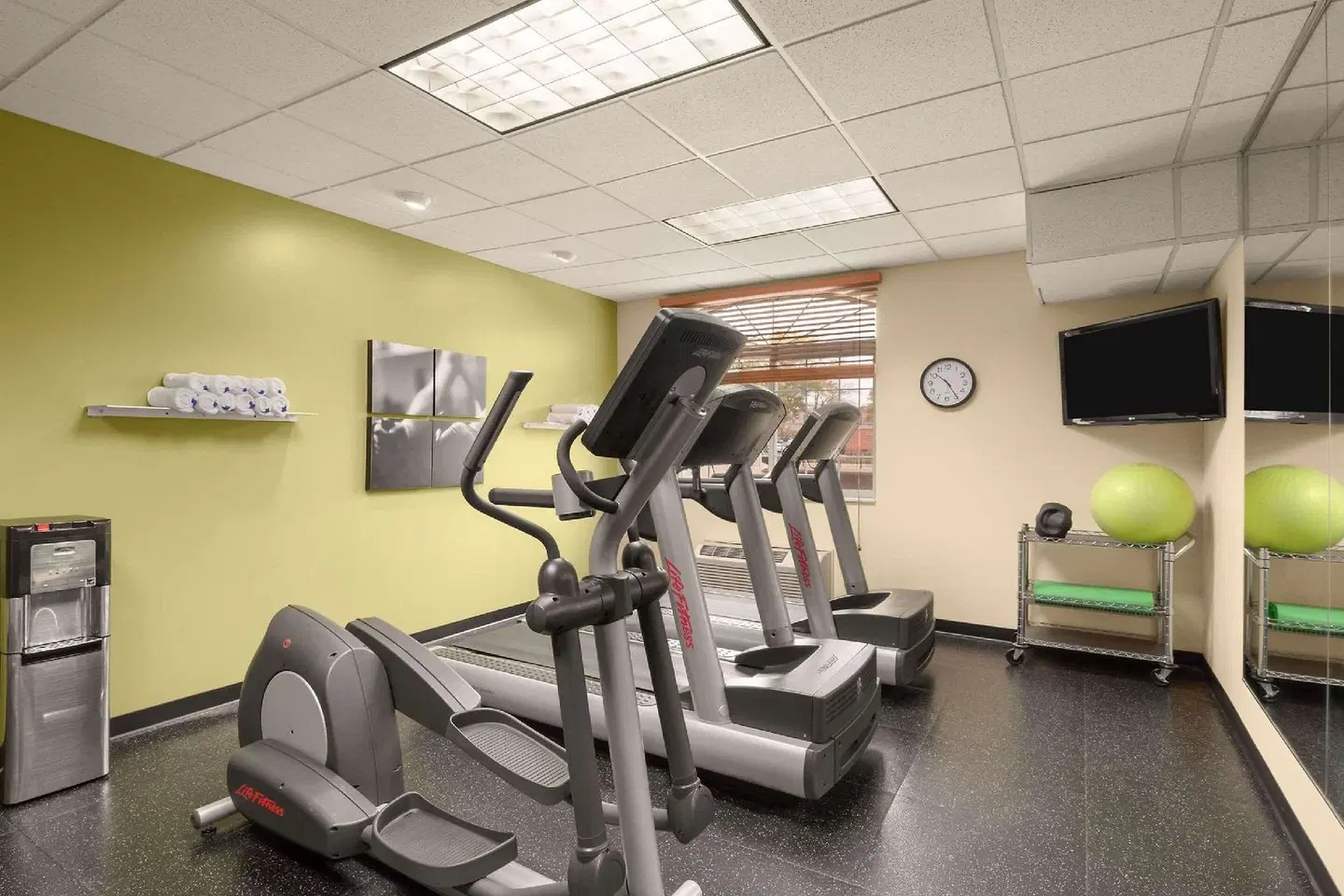 Country Inn & Suites by Radisson, Sioux Falls, SD SPORTS_AND_LEISURE